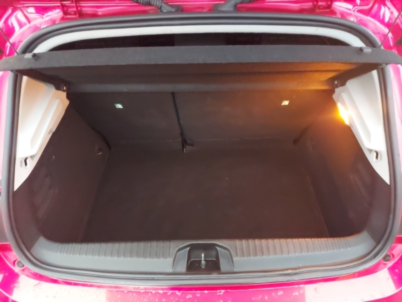 Used Renault Clio 2020 for sale - 76898182: Photo 8