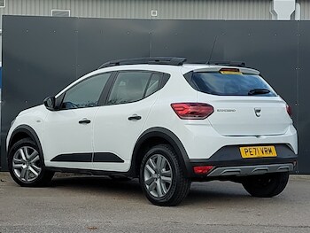 Used Dacia Sandero Stepway 2021 for sale - 77253065: Photo