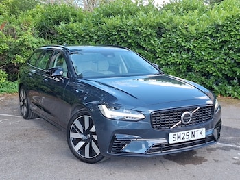 Used Volvo V90 2025 for sale - 79397304: Photo
