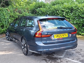 Used Volvo V90 2025 for sale - 79397304: Photo