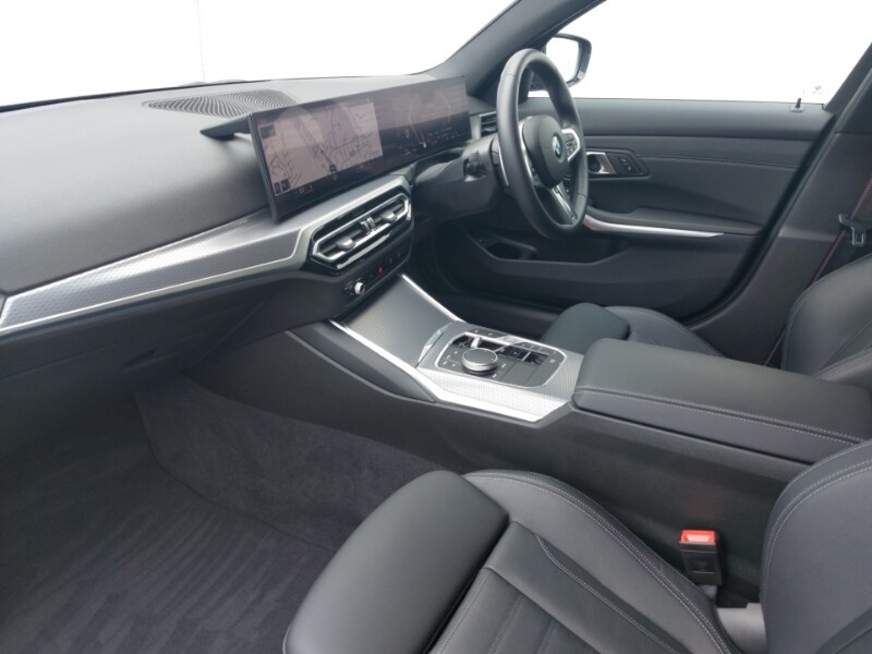 Used BMW 3 Series 2024 for sale - 76555926: Photo 5