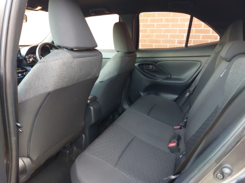 Used Toyota Yaris Cross 2022 for sale - 77269947: Photo 6