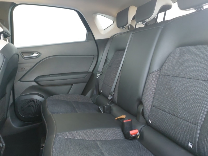 Used Renault Captur 2022 for sale - 77913302: Photo 6