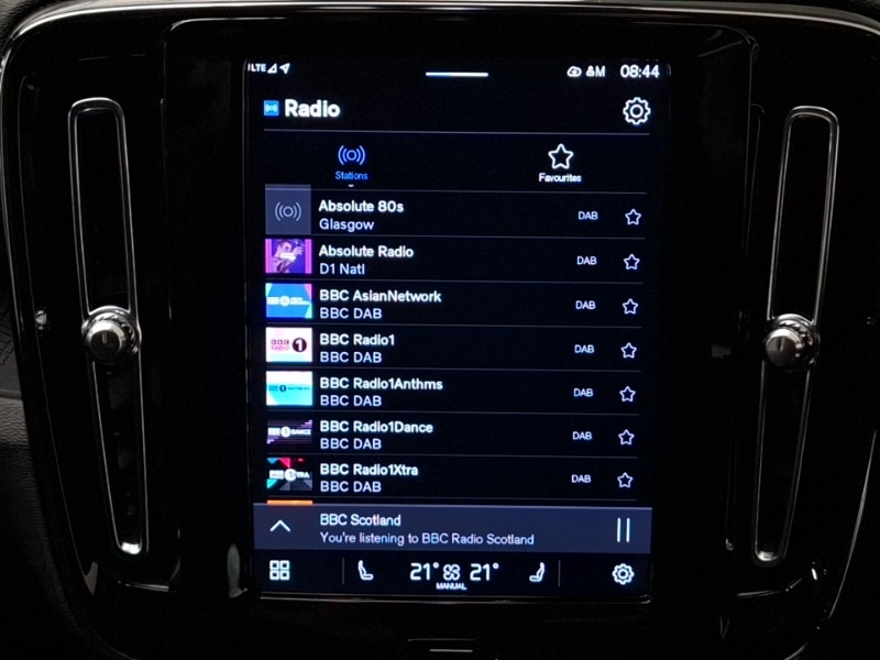 Used Volvo XC40 2023 for sale - 77353079: Photo 10