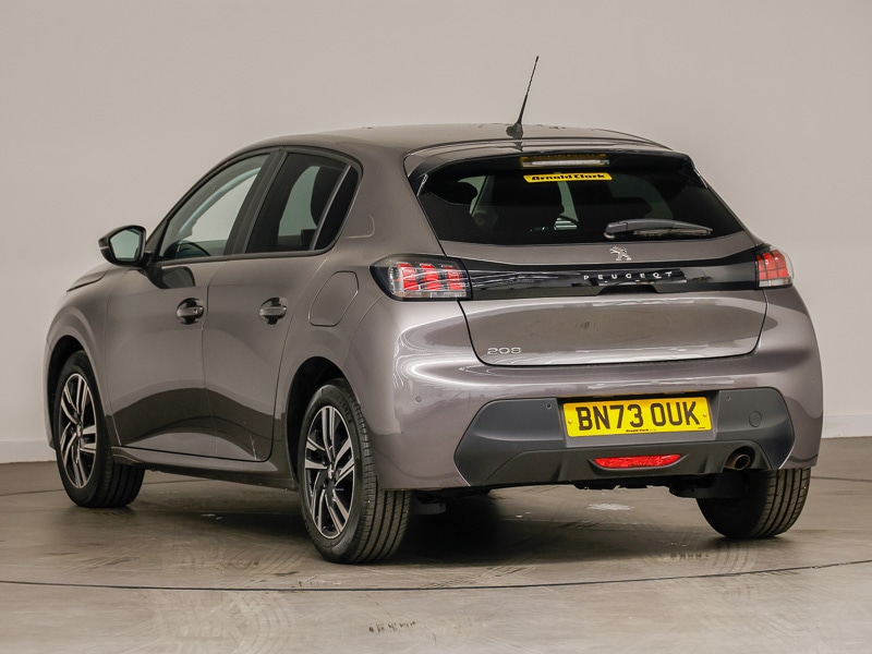 Used Peugeot 208 2023 for sale - 76619493: Photo 3