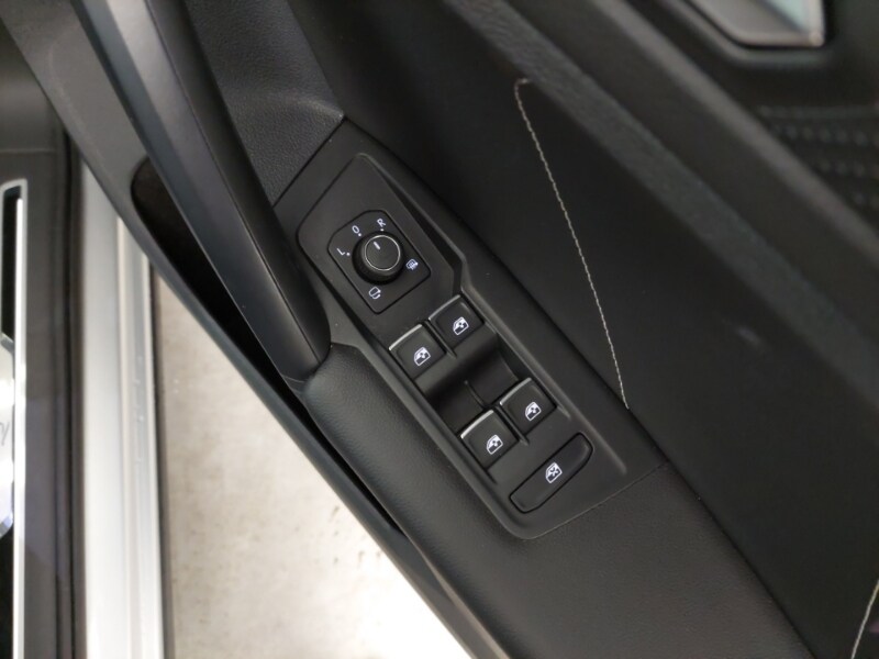 Used Volkswagen Tiguan 2023 for sale - 77949248: Photo 12