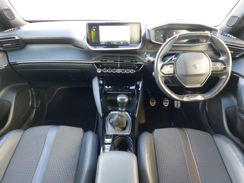 Used Peugeot 2008 2021 for sale - 76947845: Photo 2