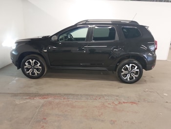 Used Dacia Duster 2023 for sale - 78480852: Photo