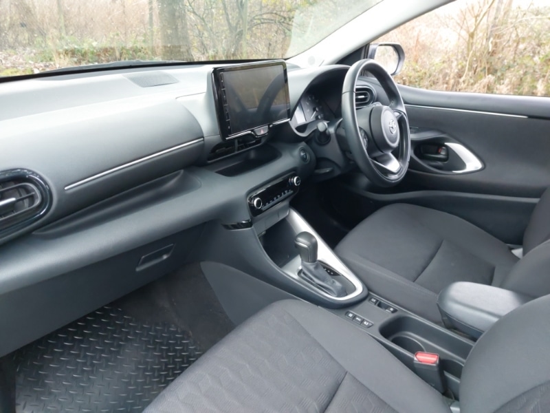 Used Mazda Mazda2 HYBRID 2024 for sale - 76849212: Photo 5