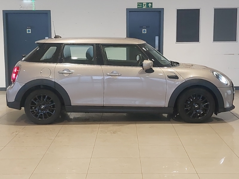 Used MINI Cooper 2023 for sale - 77924728: Photo 2