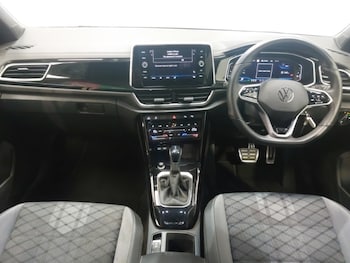 Used Volkswagen T-Roc 2023 for sale - 78259612: Photo