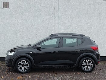 Used Dacia Sandero Stepway 2023 for sale - 77253204: Photo