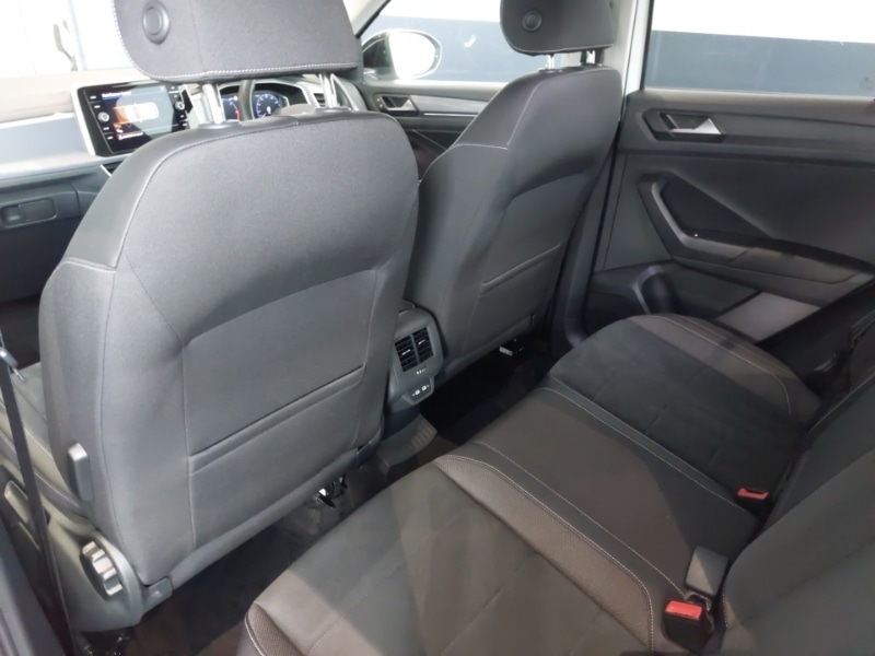 Used Volkswagen T-Roc 2022 for sale - 76785882: Photo 6