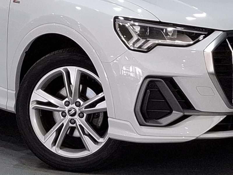 Used Audi Q3 2024 for sale - 76365965: Photo 9