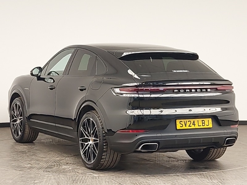 Used Porsche Cayenne 2024 for sale - 77358059: Photo 3