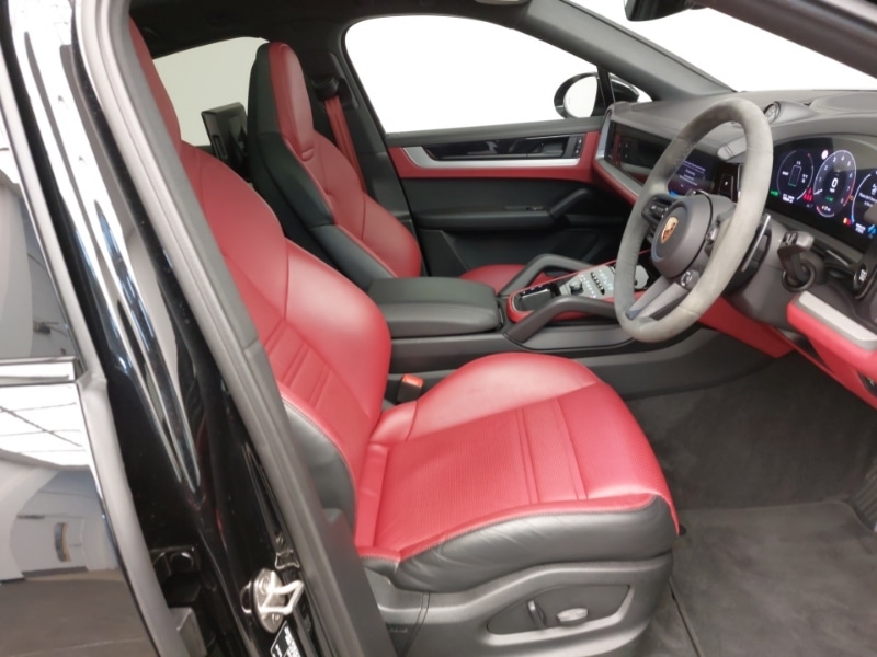 Used Porsche Cayenne 2024 for sale - 77358059: Photo 6