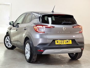 Used Renault Captur 2022 for sale - 75656627: Photo