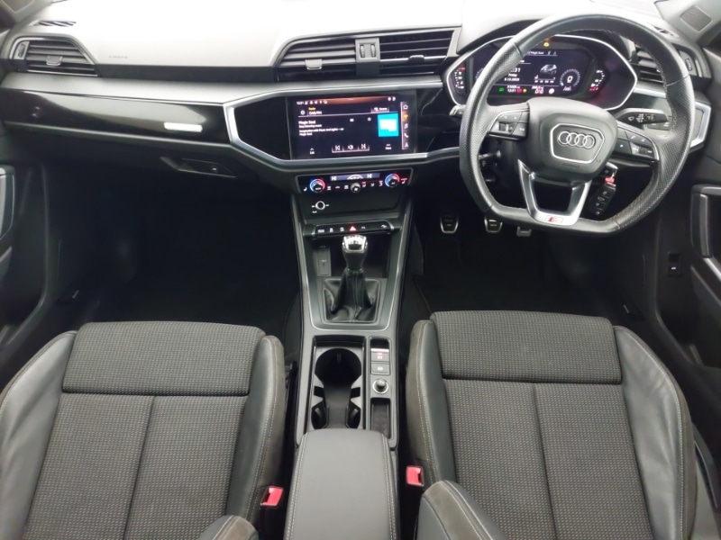 Used Audi Q3 2021 for sale - 76925526: Photo 2