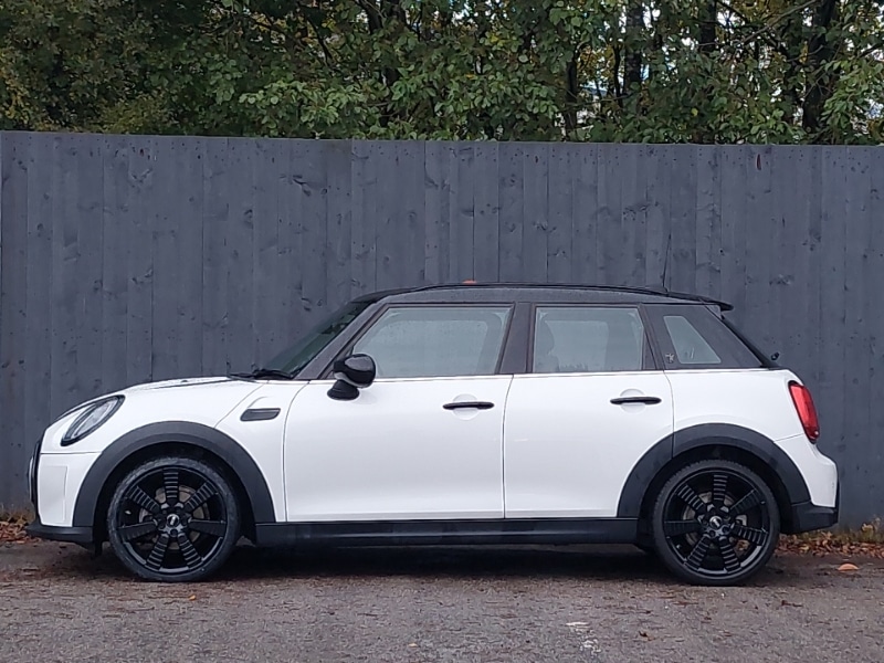 Used MINI Hatch 2024 for sale - 76479375: Photo 4