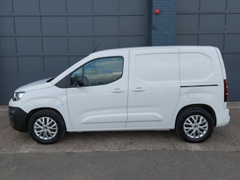 Used Citroen Berlingo 2024 for sale - 75492141: Photo
