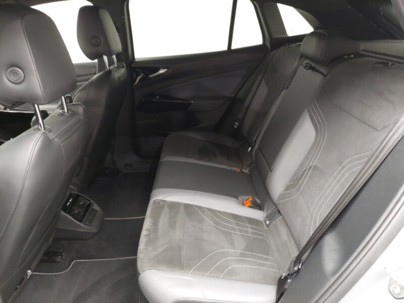 Used Volkswagen ID.4 2022 for sale - 77664592: Photo 6