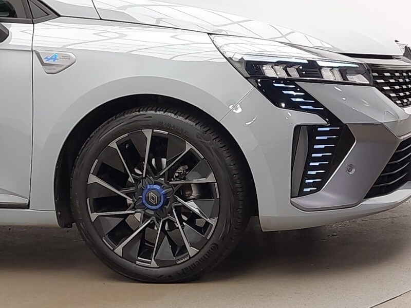 Used Renault Clio 2024 for sale - 77434146: Photo 9