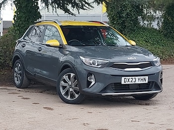 Used Kia Stonic 2023 for sale - 78567352: Photo