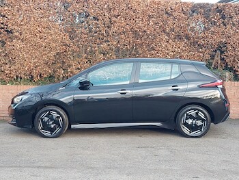Used Nissan Leaf 2022 for sale - 77823232: Photo