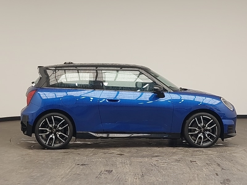 Used MINI Cooper 2025 for sale - 77290159: Photo 2