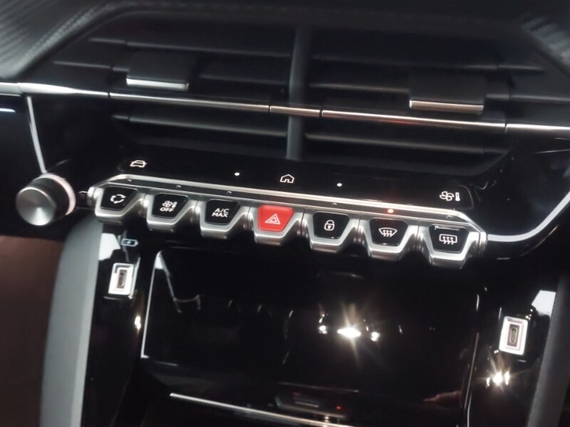 Used Peugeot 2008 2025 for sale - 76846185: Photo 11