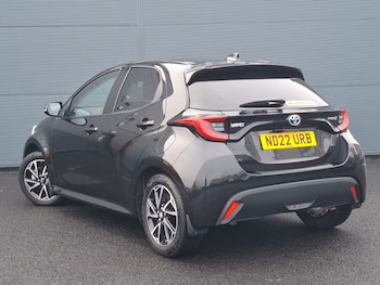 Used Toyota Yaris 2022 for sale - 77449077: Photo