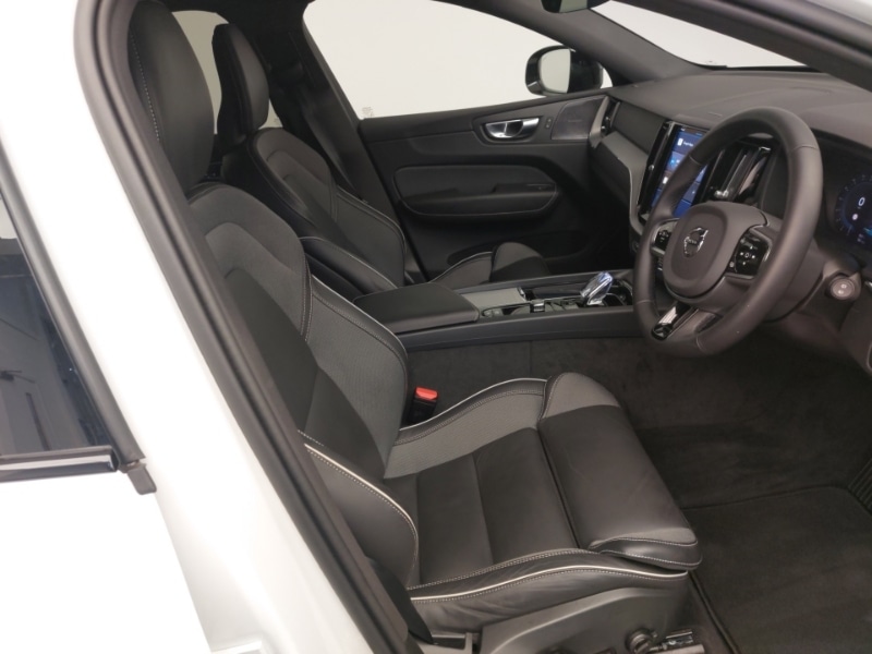 Used Volvo XC60 2024 for sale - 77876868: Photo 6