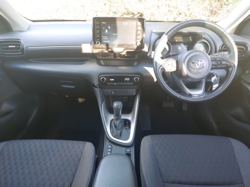 Used Toyota Yaris 2022 for sale - 77252928: Photo 2