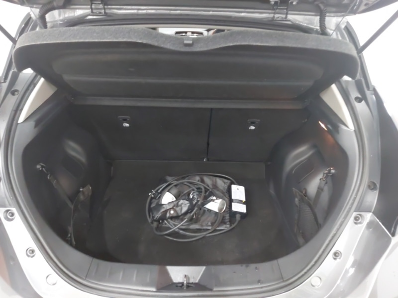 Used Nissan Leaf 2021 for sale - 77732077: Photo 8