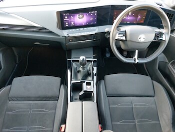 Used Vauxhall Astra 2024 for sale - 76925722: Photo