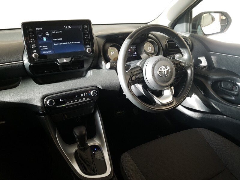 Used Toyota Yaris 2021 for sale - 77353408: Photo 11