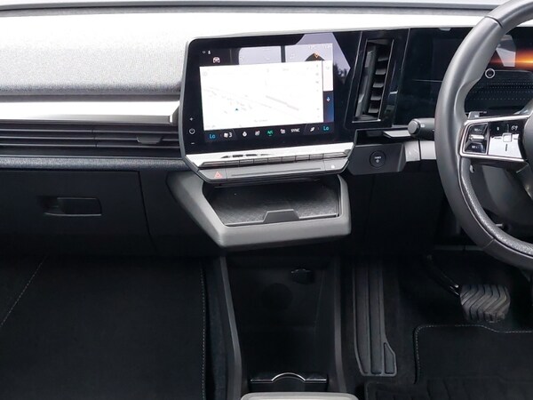 Used Renault Megane E Tech 2023 for sale - 76301367: Photo 10