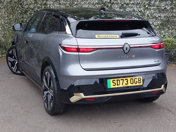 Used Renault Megane E Tech 2023 for sale - 76301367: Photo 3