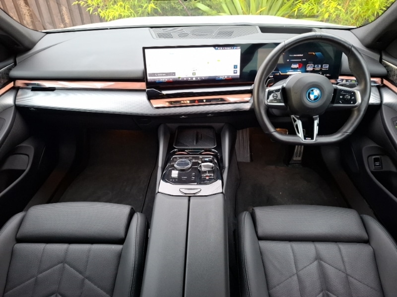 Used BMW i5 2023 for sale - 77986216: Photo 2
