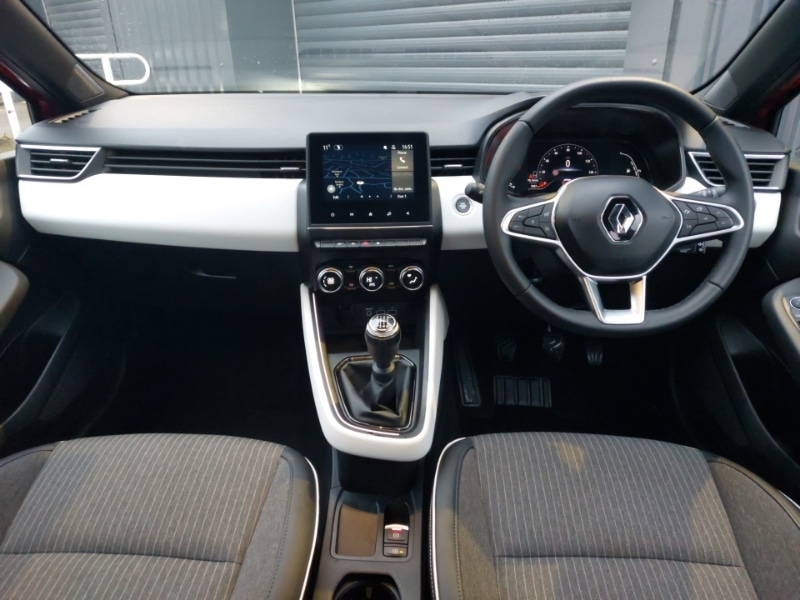 Used Renault Clio 2023 for sale - 77874579: Photo 2