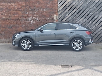 Used Audi Q3 2023 for sale - 75755066: Photo