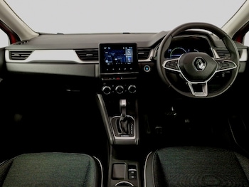 Used Renault Captur 2023 for sale - 77752210: Photo