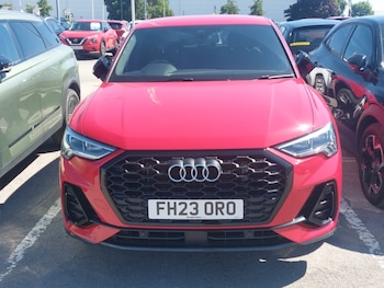 Used Audi Q3 2023 for sale - 78952429: Photo