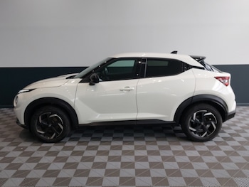 Used Nissan Juke 2023 for sale - 77690344: Photo