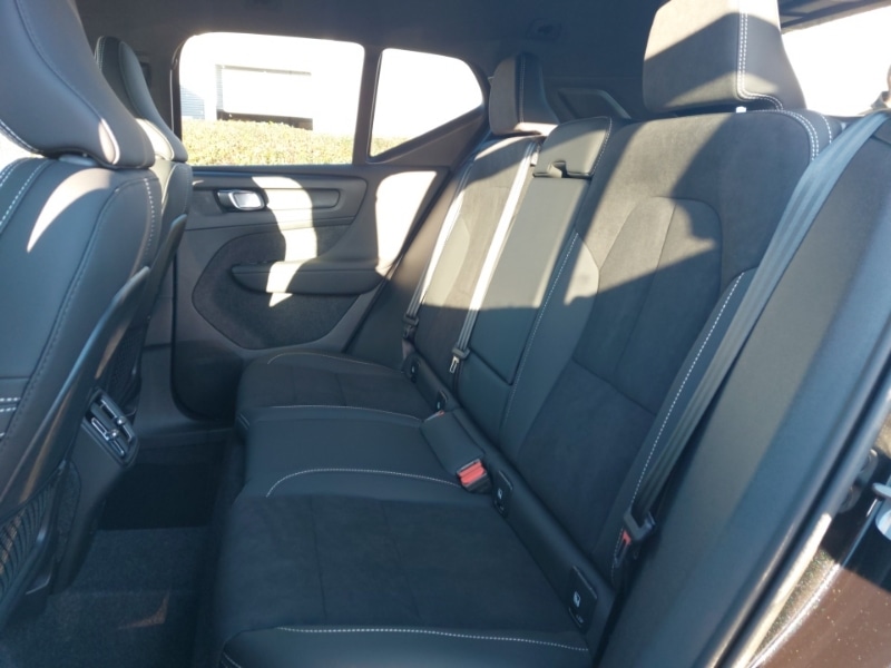 Used Volvo XC40 2025 for sale - 76967367: Photo 6