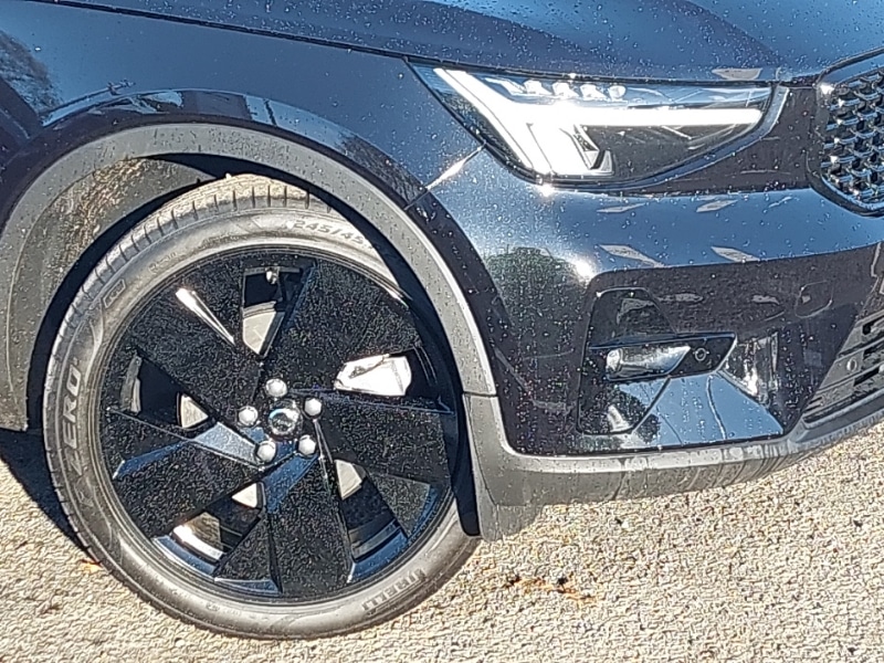 Used Volvo XC40 2025 for sale - 76967367: Photo 9