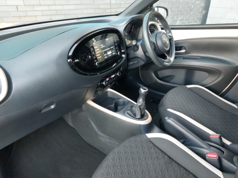 Used Toyota Aygo X 2022 for sale - 76970915: Photo 5