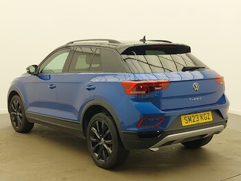 Used Volkswagen T-Roc 2023 for sale - 78777428: Photo