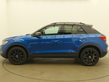 Used Volkswagen T-Roc 2023 for sale - 78777428: Photo