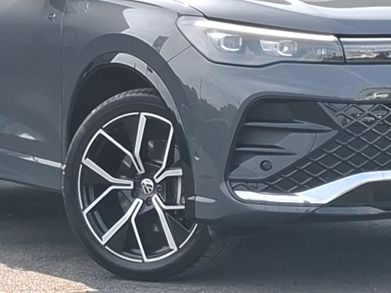 Used Volkswagen Tiguan 2024 for sale - 76652101: Photo 9